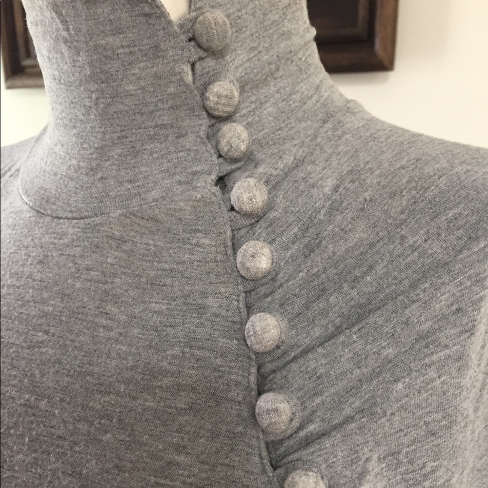 Xsmall gray moda international turtleneck. - Picture 3 of 7